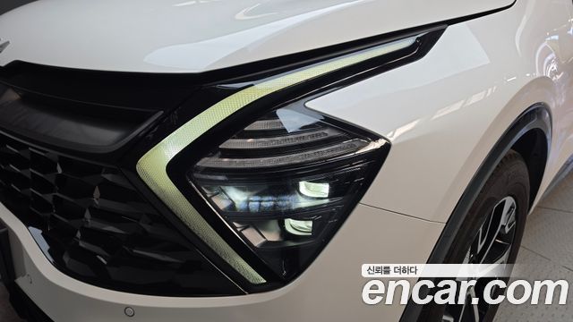 Kia Sportage Hybrid (V) Nobleless 2WD 2023 — фото 22