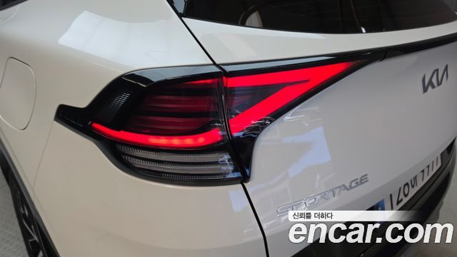 Kia Sportage Hybrid (V) Nobleless 2WD 2023 — фото 23