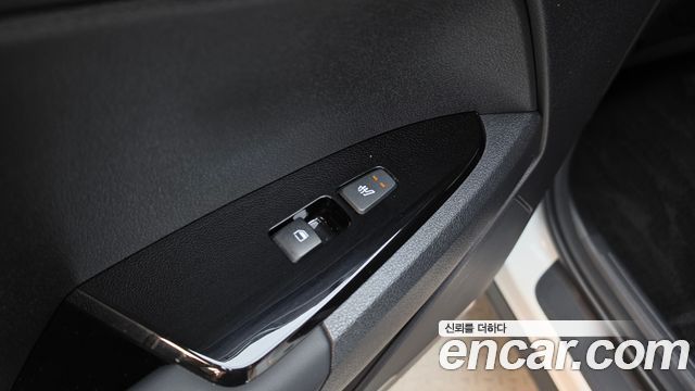 Kia Sportage Hybrid (V) Nobleless 2WD 2023 — фото 31