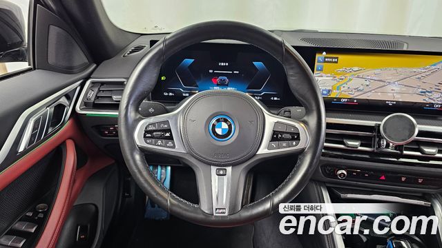 BMW i4 eDrive40 M Sports 2022 — фото 13