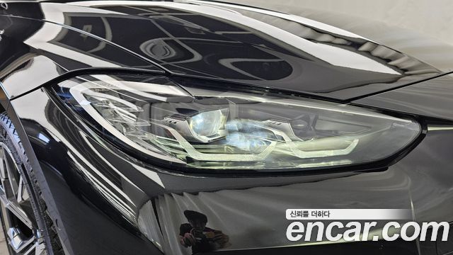 BMW i4 eDrive40 M Sports 2022 — фото 22