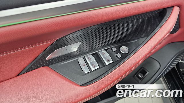 BMW i4 eDrive40 M Sports 2022 — фото 30