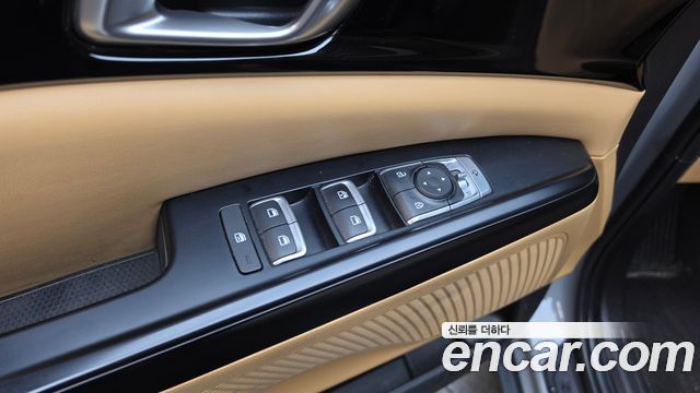 Kia Carnival (IV) Diesel 9-Seater Prestige 2023 — фото 31