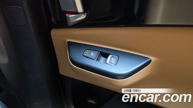 Kia Carnival (IV) Diesel 9-Seater Prestige 2023 — фото 32