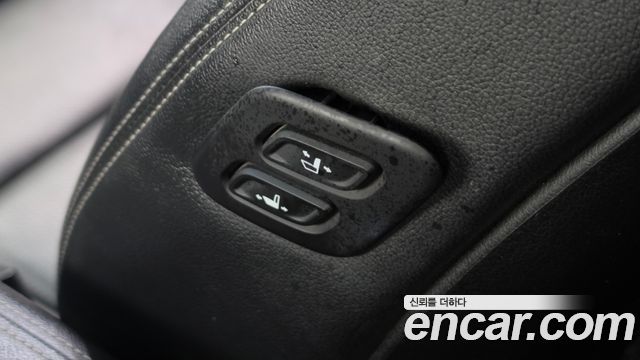 Kia Sportage The Bold Diesel 2.0 4WD Prestige 2020 — фото 16