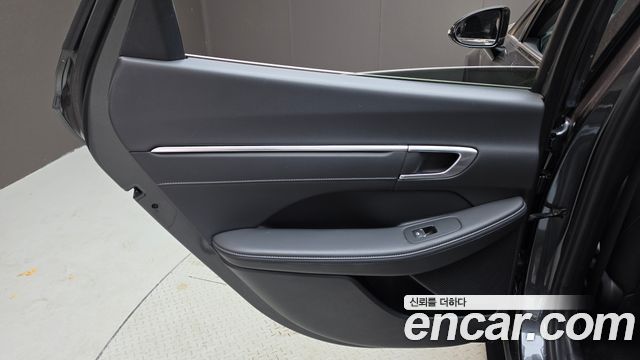 Hyundai Sonata (DN8) 2.0 Premium Plus 2022 — фото 25