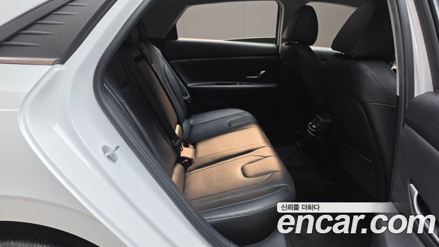 Hyundai Avante (CN7) 1.6 Inspiration 2023 — фото 11