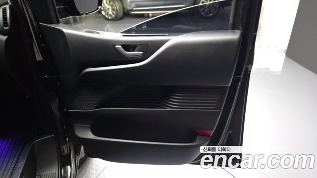 Hyundai Staria L3.5 Cargo 3-Seater Modern 2025 — фото 25