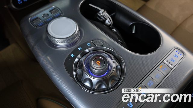 Genesis GV60 Standard 2022 — фото 9