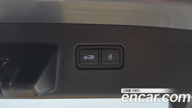 Genesis GV60 Standard 2022 — фото 18