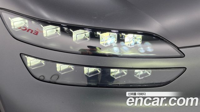 Genesis GV60 Standard 2022 — фото 22