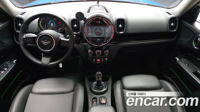 MINI Cooper D Countryman ALL4 Classic 2nd 2022 — фото 7