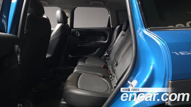 MINI Cooper D Countryman ALL4 Classic 2nd 2022 — фото 26