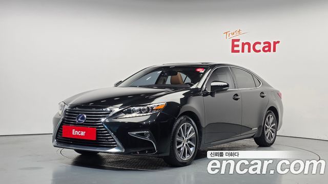 Lexus ES300h Supreme XV60