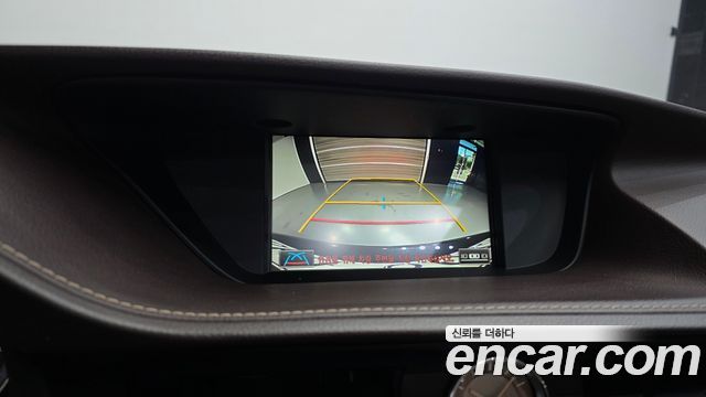 Lexus ES300h Supreme XV60 2018 — фото 16