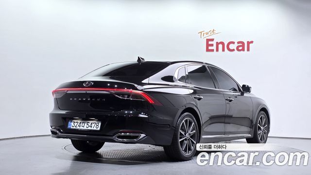 Hyundai Grandeur (IG) 2.5 Le Blanc 2023 — фото 2