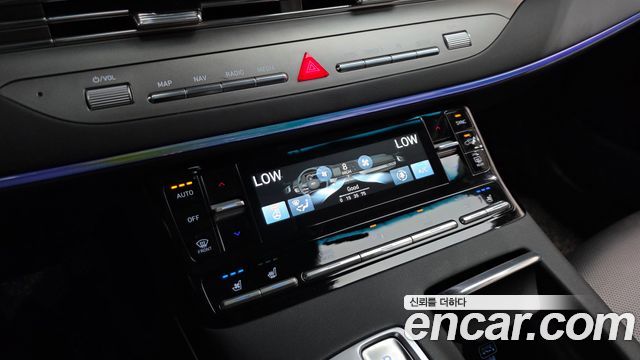 Hyundai Grandeur (IG) 2.5 Le Blanc 2023 — фото 18