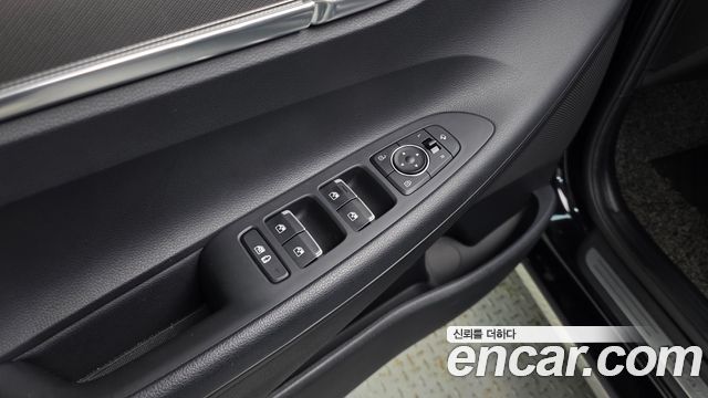 Hyundai Grandeur (IG) 2.5 Le Blanc 2023 — фото 32