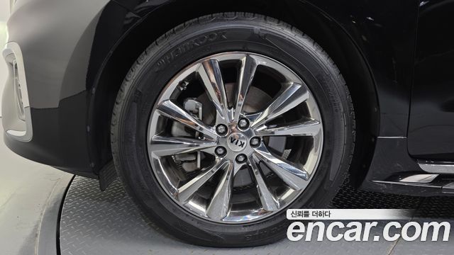 Kia Carnival Gasoline 9-Seater Noblesse Special 2019 — фото 5