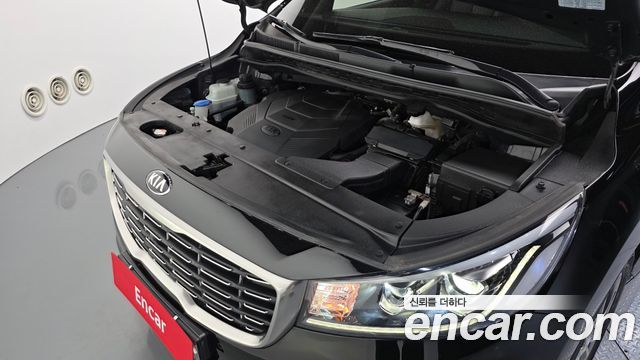 Kia Carnival Gasoline 9-Seater Noblesse Special 2019 — фото 6