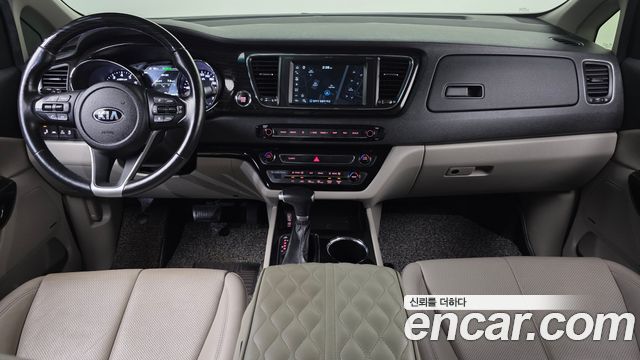 Kia Carnival Gasoline 9-Seater Noblesse Special 2019 — фото 7