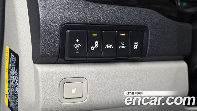 Kia Carnival Gasoline 9-Seater Noblesse Special 2019 — фото 18