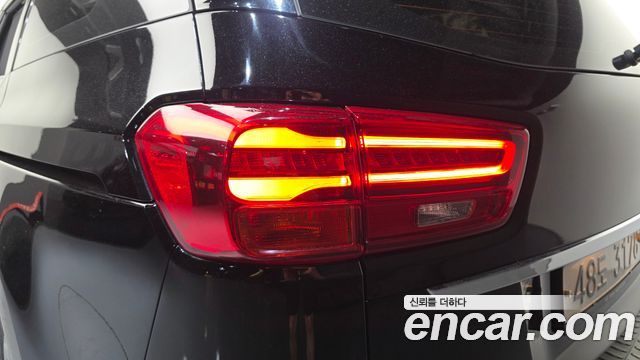 Kia Carnival Gasoline 9-Seater Noblesse Special 2019 — фото 23