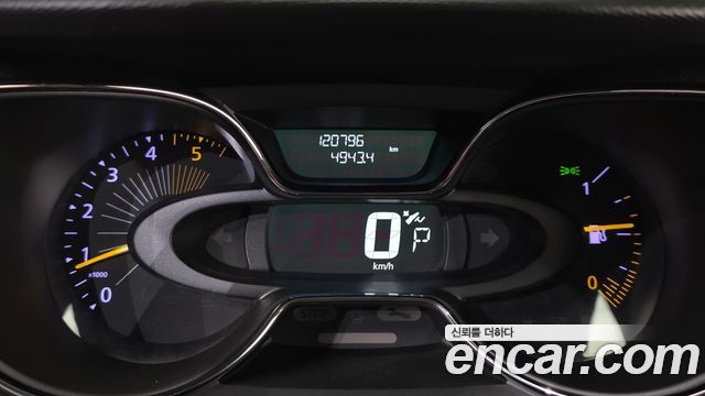 Renault Korea QM3 RE 2015 — фото 8