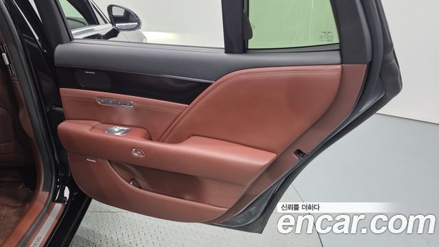 Genesis G90 (RS4) Gasoline 3.5 Turbo AWD 2022 — фото 31