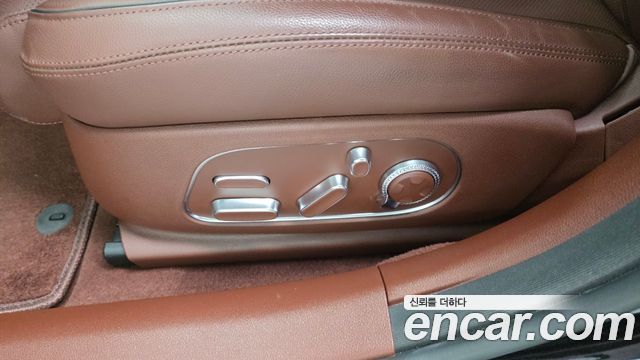 Genesis G90 (RS4) Gasoline 3.5 Turbo AWD 2022 — фото 39