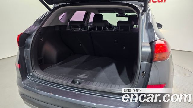 Hyundai Tucson Diesel 2.0 2WD Modern 2020 — фото 35