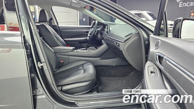 Hyundai Sonata (DN8) 1.6 Turbo Premium Plus 2023 — фото 11