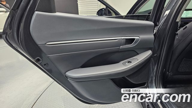 Hyundai Sonata (DN8) 1.6 Turbo Premium Plus 2023 — фото 25