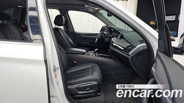 BMW X5 (F15) xDrive 30d 2015 — фото 15