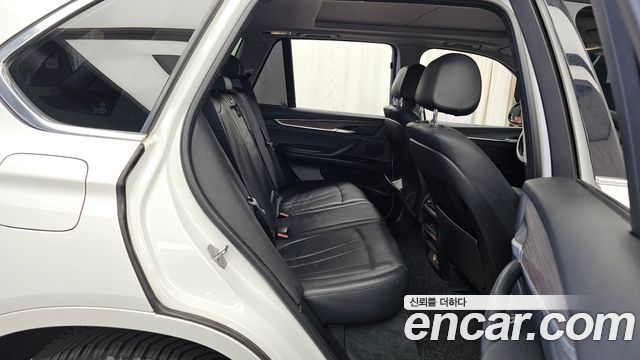 BMW X5 (F15) xDrive 30d 2015 — фото 16