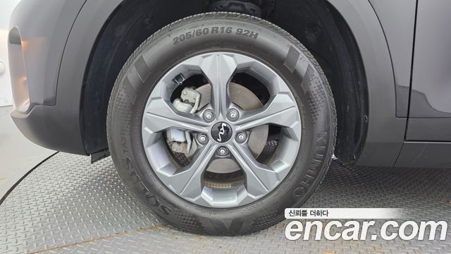 Kia Seltos Gasoline 2.0 2WD Prestige 2023 — фото 5