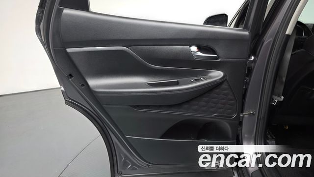 Hyundai Santa Fe Diesel 2.2 4WD Exclusive 2022 — фото 25