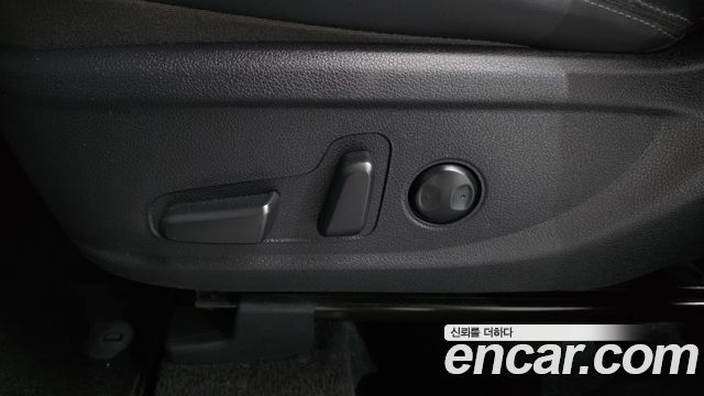 Hyundai Santa Fe Diesel 2.2 4WD Exclusive 2022 — фото 32