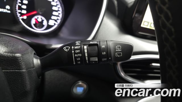 Hyundai Santa Fe Diesel 2.2 4WD Exclusive 2022 — фото 33