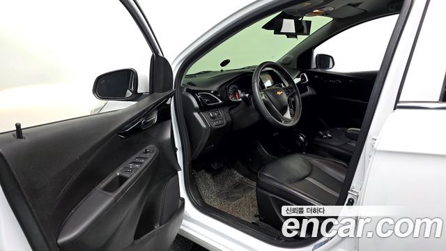 Chevrolet Spark Premier 2020 — фото 10