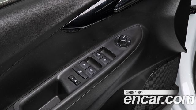 Chevrolet Spark Premier 2020 — фото 16