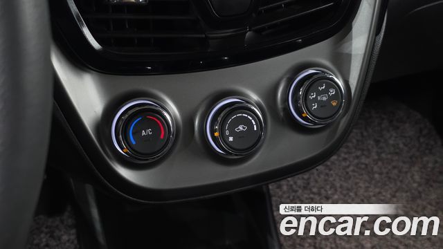 Chevrolet Spark Premier 2020 — фото 18