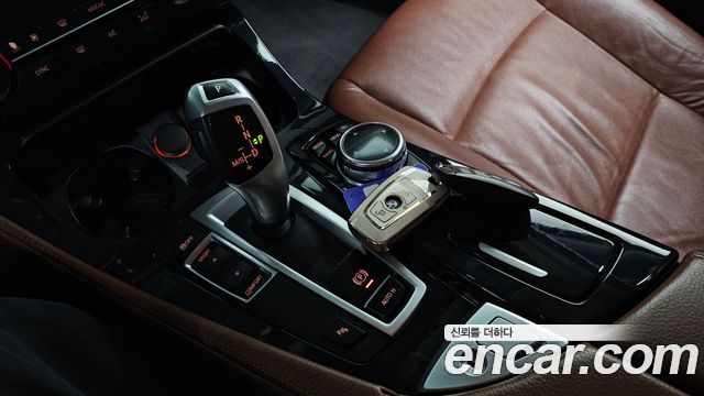 BMW 5 Series (F10) 520d 2014 — фото 9