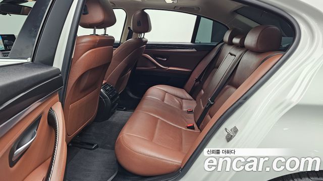 BMW 5 Series (F10) 520d 2014 — фото 11