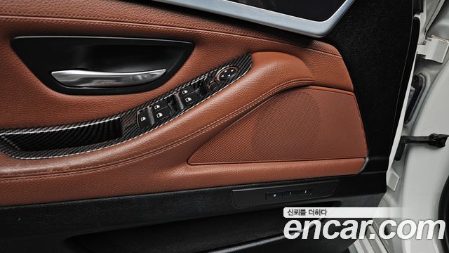 BMW 5 Series (F10) 520d 2014 — фото 18