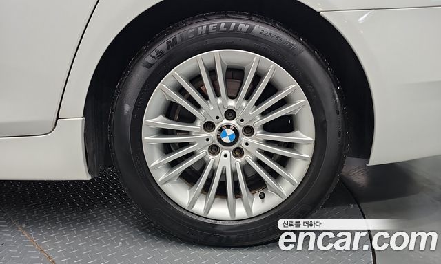 BMW 5 Series (F10) 520d 2014 — фото 21