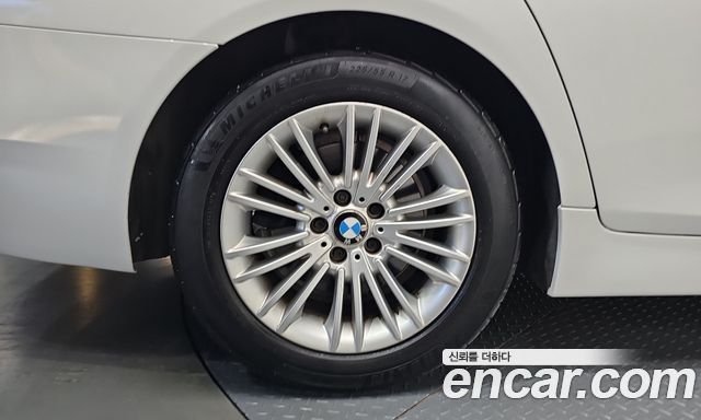 BMW 5 Series (F10) 520d 2014 — фото 37