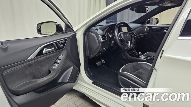 Infiniti Q30 2.0 Premium 2017 — фото 10
