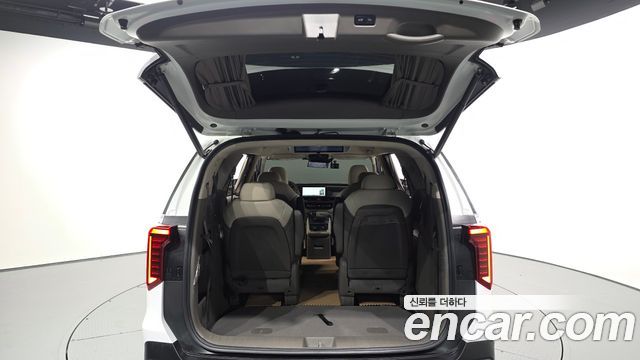 Kia Carnival (IV) HEV 9-Seater Hi-Limousine Signature 2025 — фото 20