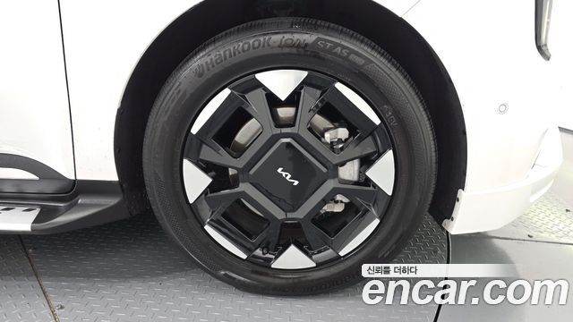 Kia Carnival (IV) HEV 9-Seater Hi-Limousine Signature 2025 — фото 21